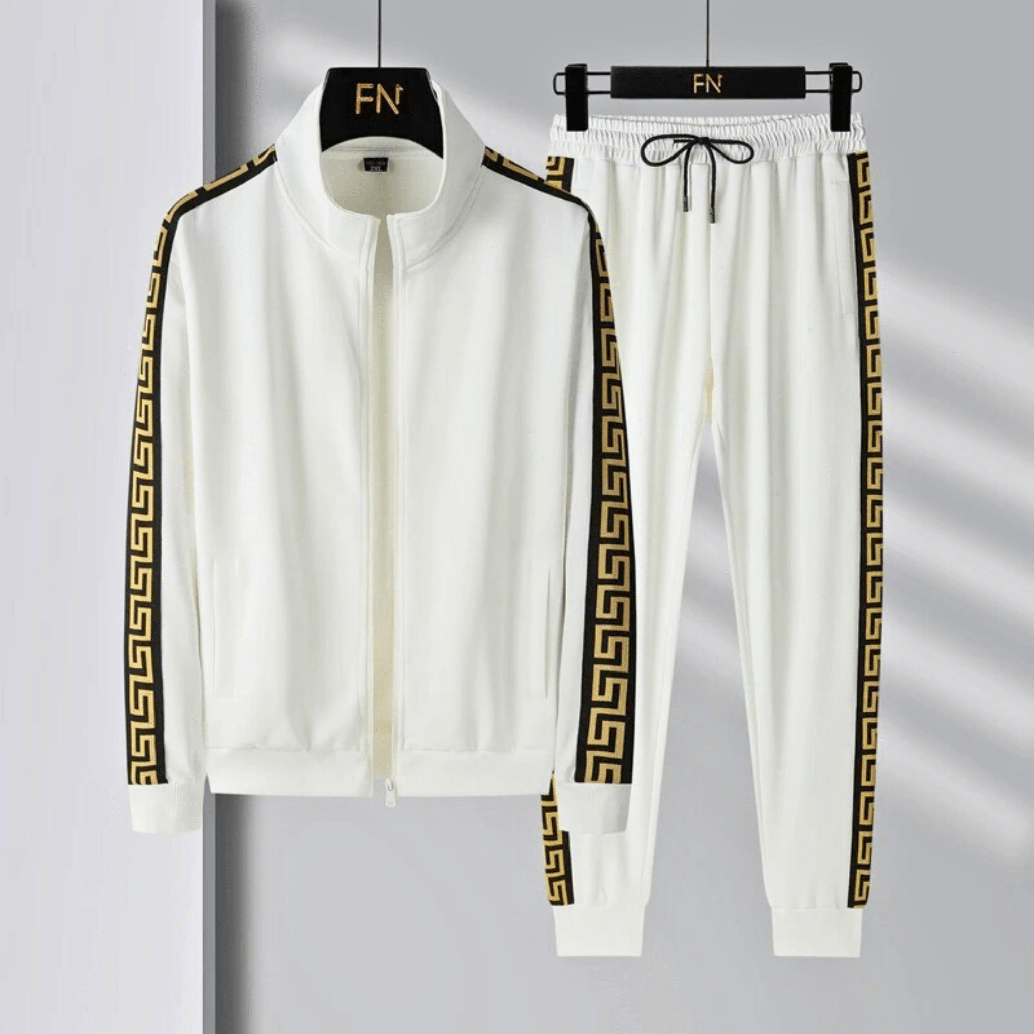 Aure Sport Tracksuit Set - Soliqlo