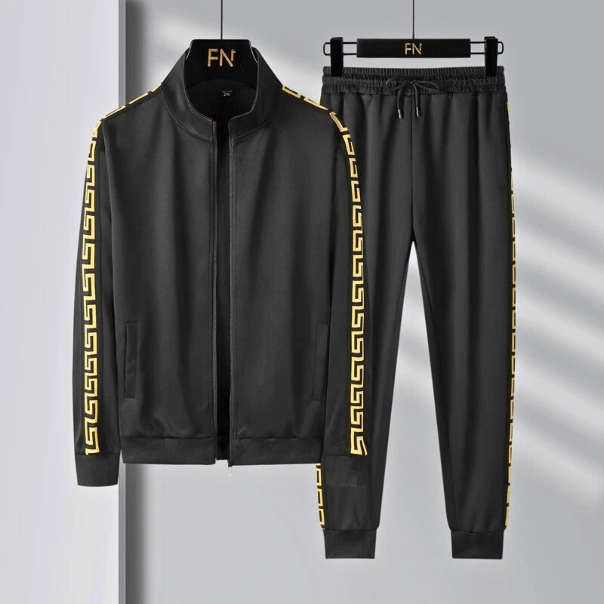 Aure Sport Tracksuit Set - Soliqlo