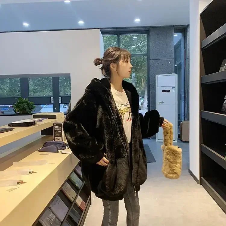 Hiberna Hood | Faux Rabbit Fur Hooded Jacket – Cozy & Trendy AW23 - Soliqlo