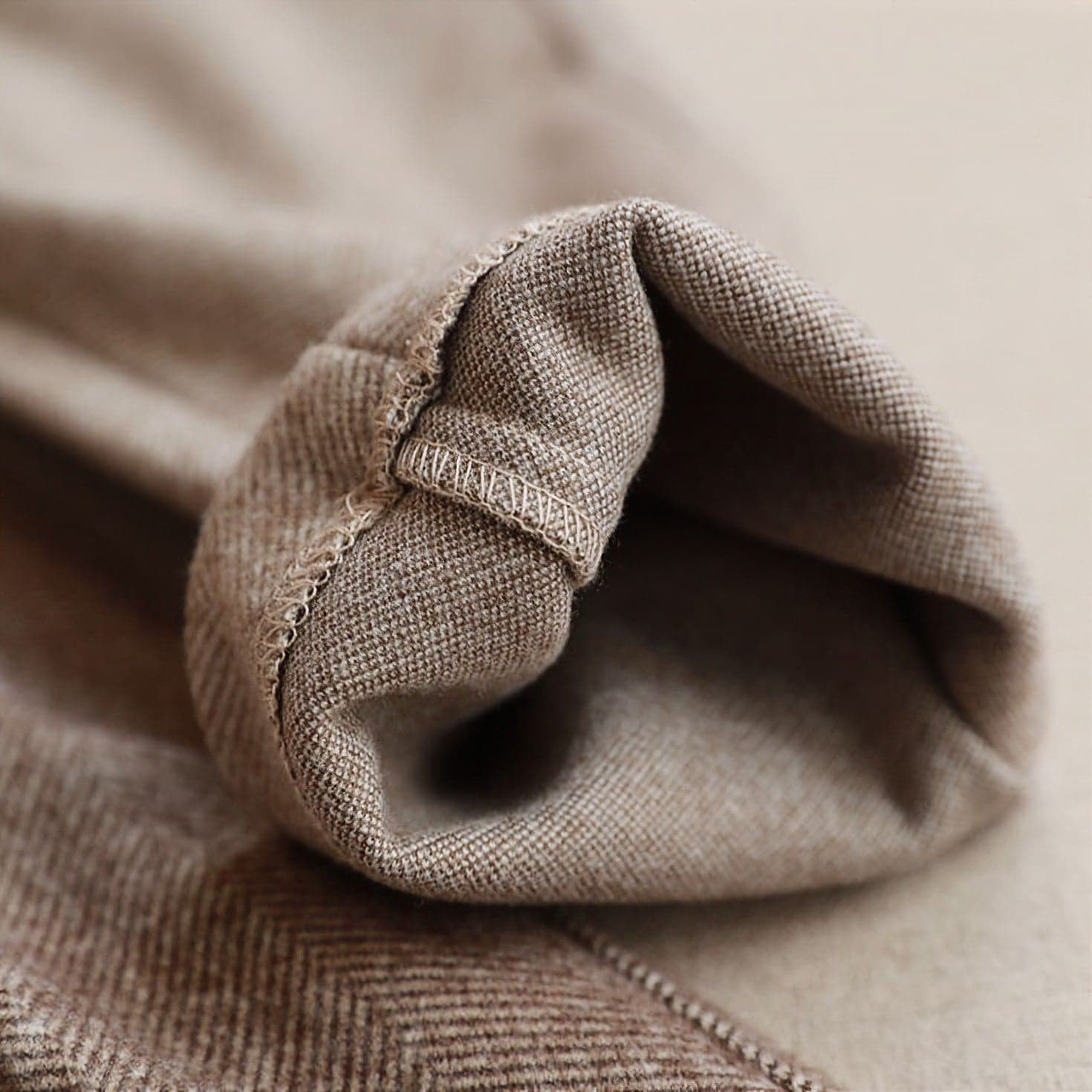 SleekForm Slim Pants - Soliqlo