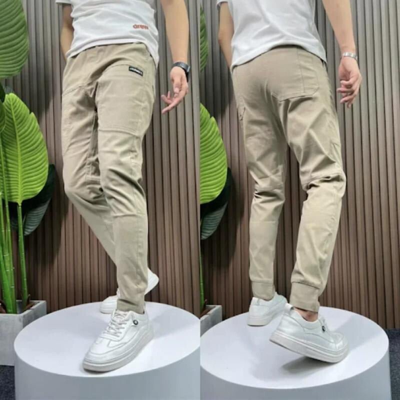 TrekFlex Cargos with great storage capacity - Soliqlo