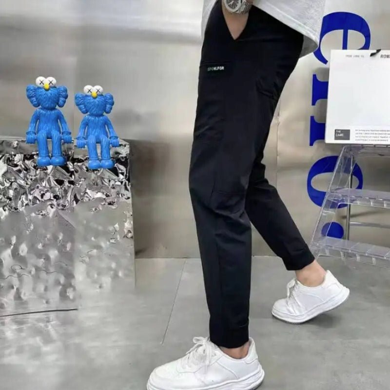 TrekFlex Cargos with great storage capacity - Soliqlo