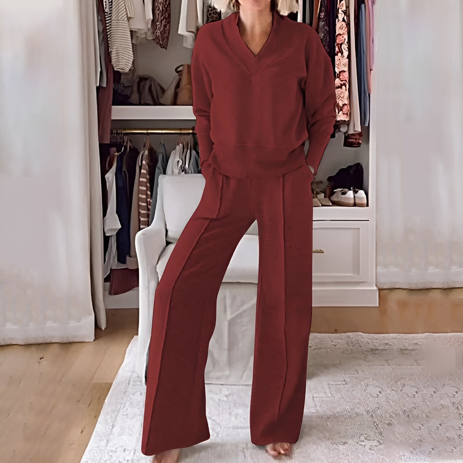 Vibra Wear 2 - piece women's tracksuit set - Soliqlo